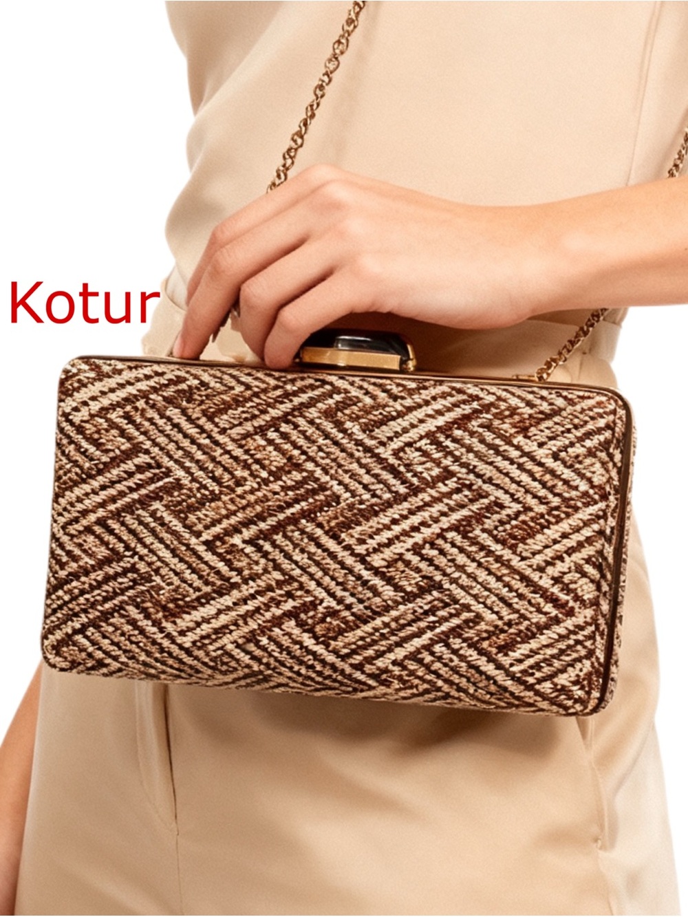 Kotur Beige & Black Woven Minaudière with Gold Chain